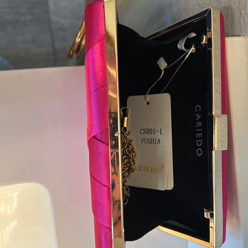Elegant Pink Clutch Bag - Picture 4 of 4